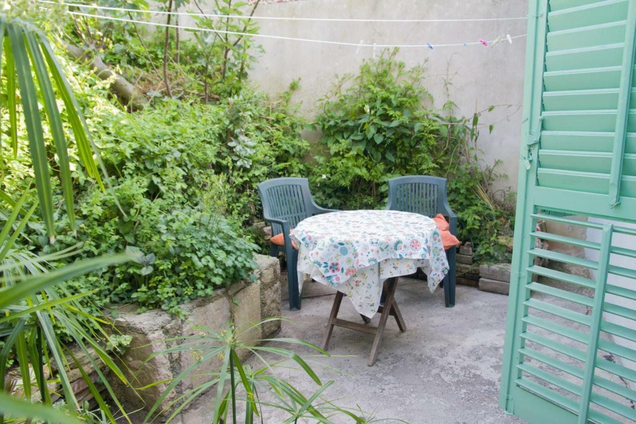 Karmen Apartment Veli Losinj Exterior photo